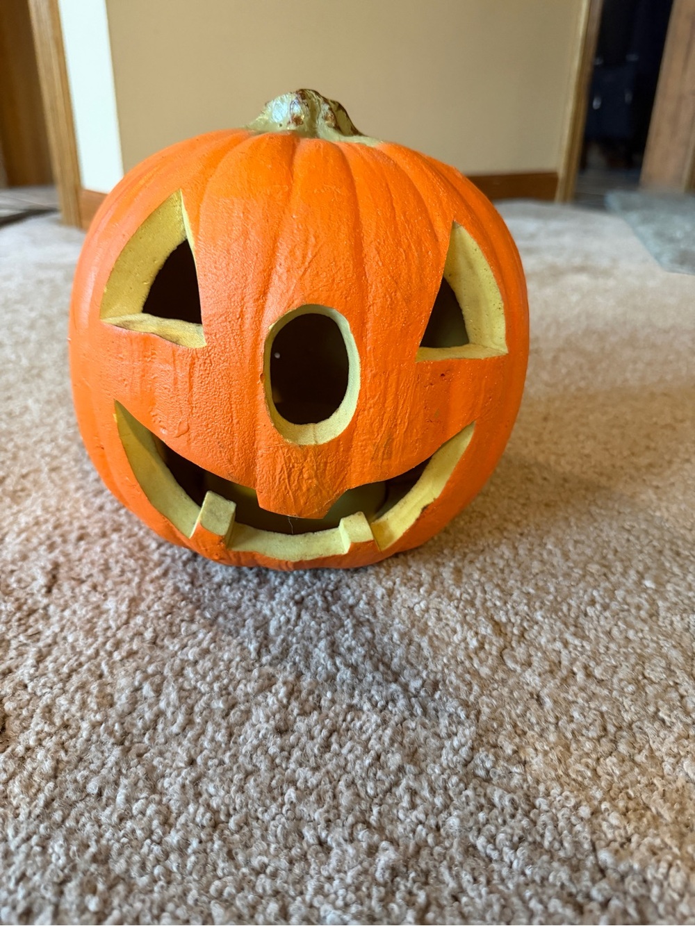 Halloween Orange Pumpkin Jack-O'-Lantern lights up